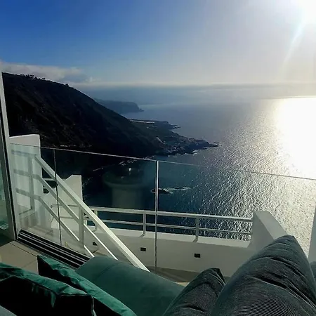 Bella-vista Paradise Endless Views Over The Sea